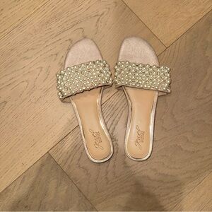 Jewel Embellished Pearl Sandals